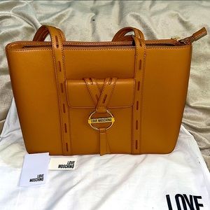 Love Moschino Bag (NWT)